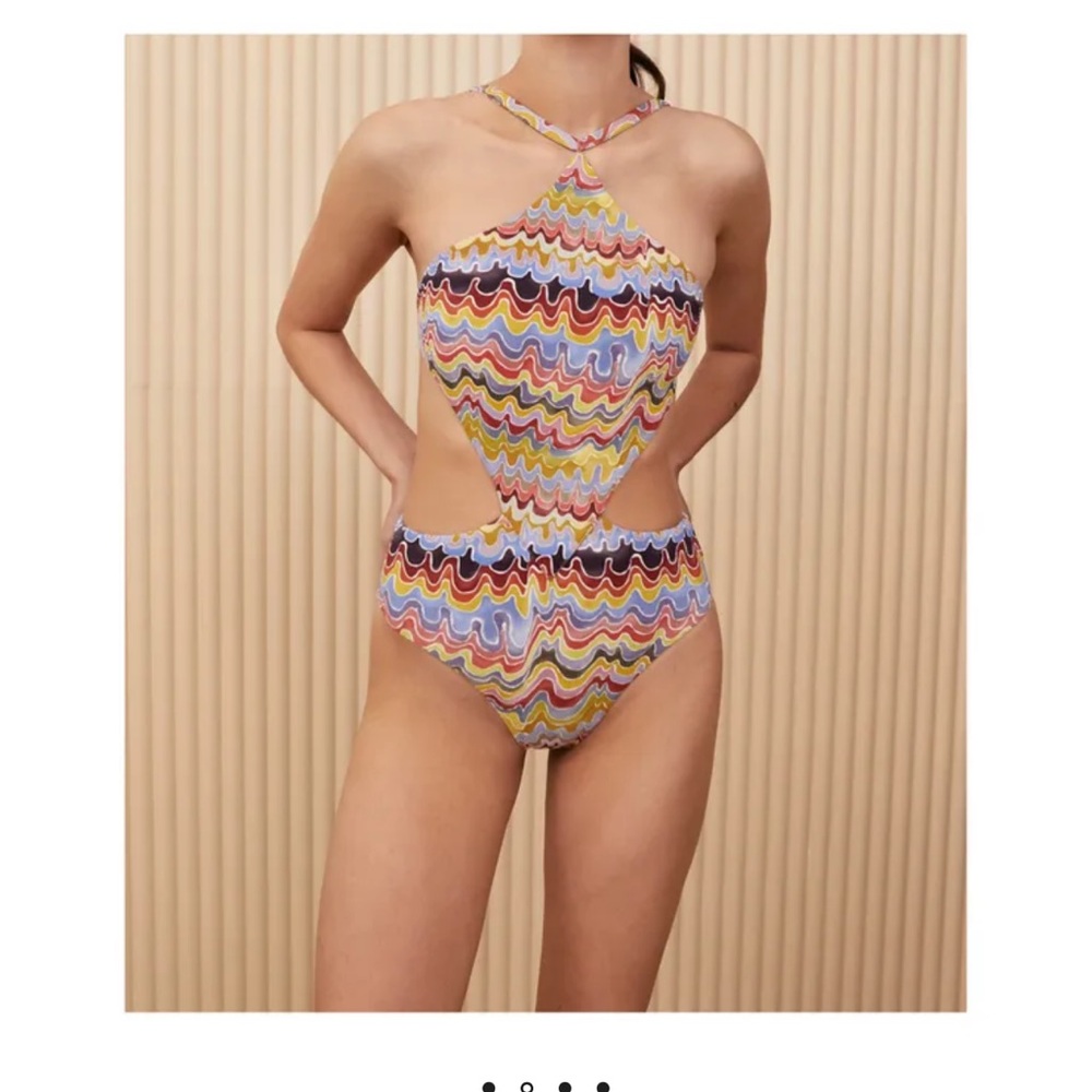Fella Wave Pattern Swimsuit